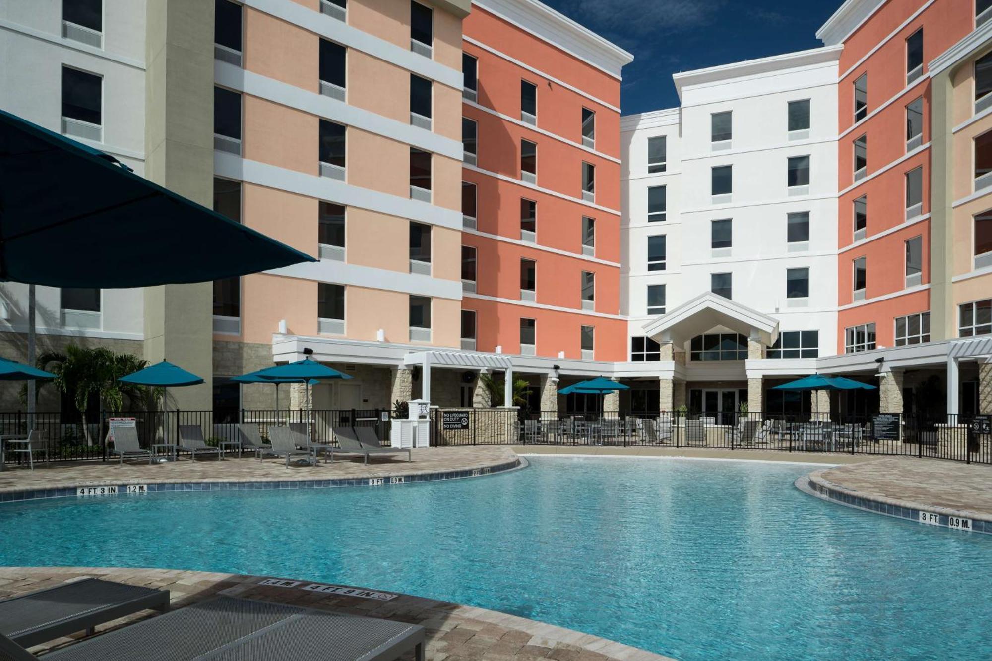 Home2 Suites By Hilton Cape Canaveral Cruise Port Exterior foto